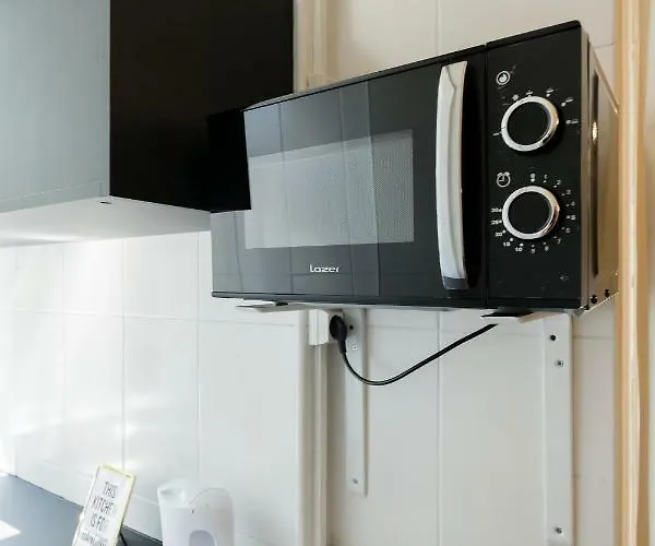 Baixa24 •p1l• Amplo Estudio Na Baixa Com Varanda